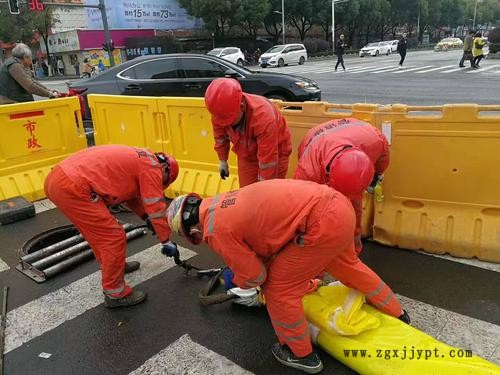 苏州市政管道清淤光固化修复_苏州污水管网疏通清洗CCTV检测-箱涵河道清理吸污抽粪