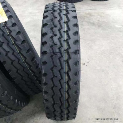 出口315/80r225 卡车轮胎载重拖车挂车轮胎 三线 四线 麻将块 全钢子午线胎